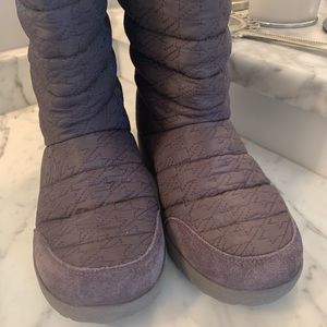 Girls Ugg Purple Boots Size 5